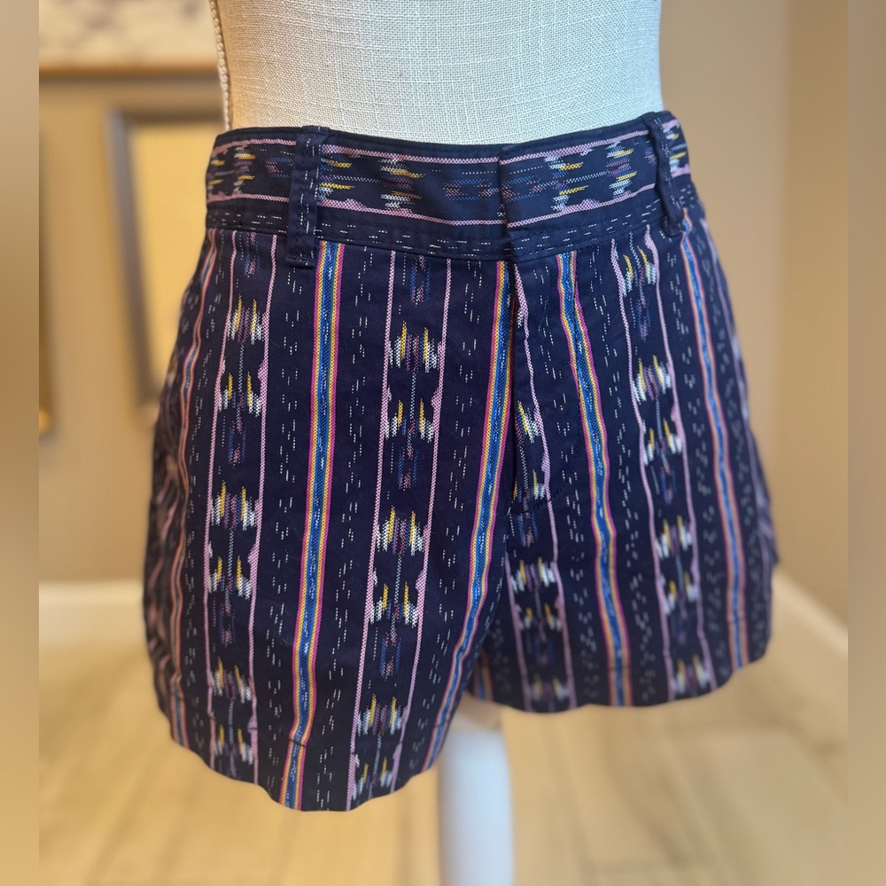 NWOT! GAP Navy Multicolor Striped City Shorts